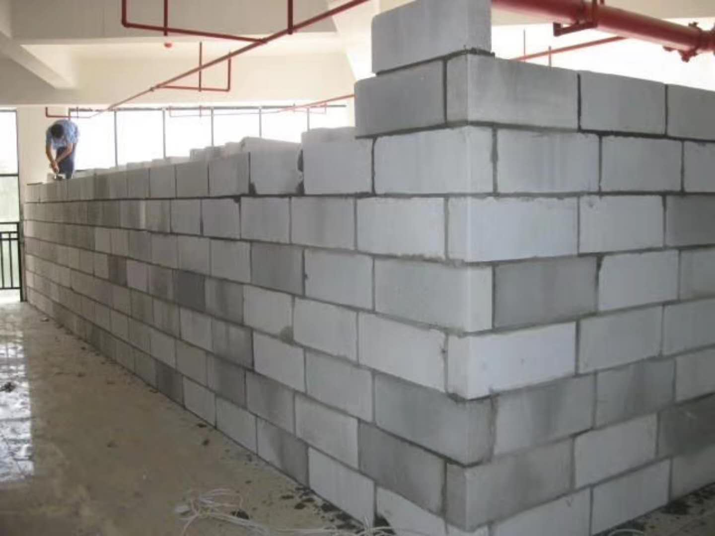 吉水蒸压加气混凝土砌块承重墙静力和抗震性能的研究